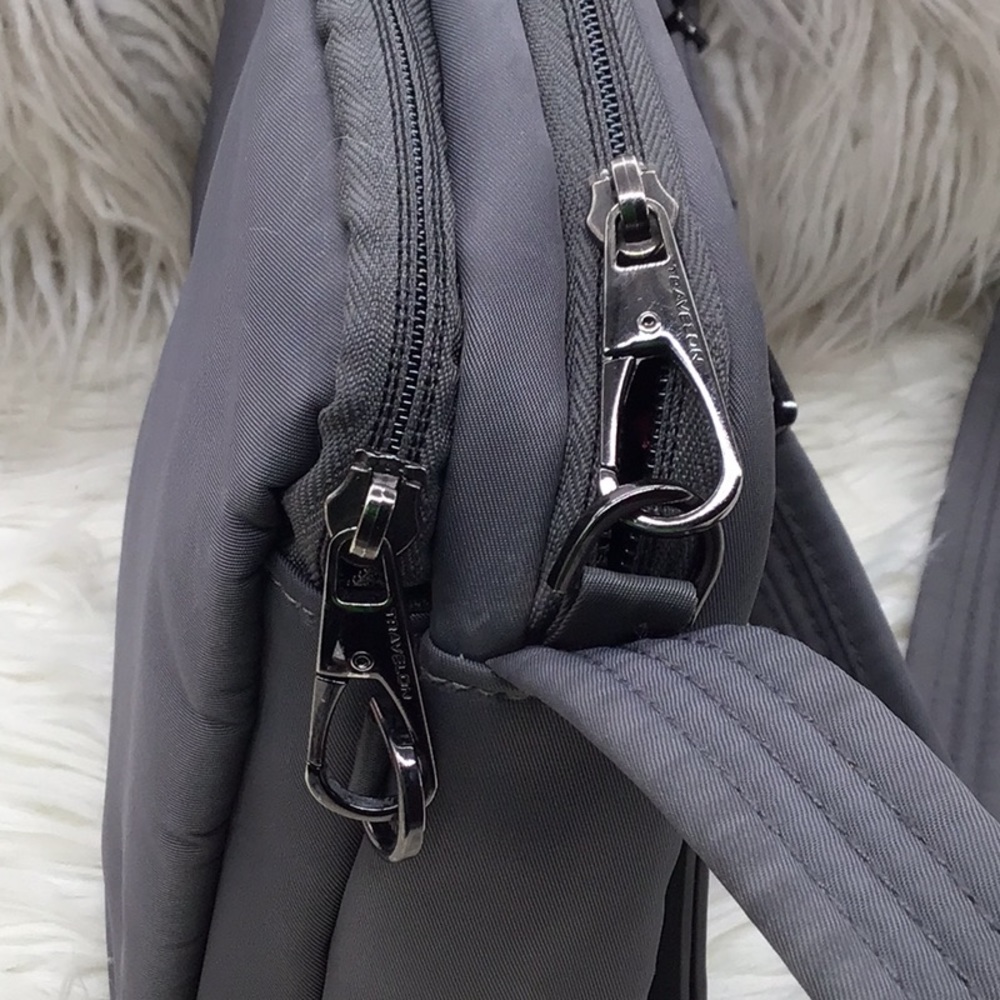 Travelon Gray Messenger Bag - Picture 12 of 13